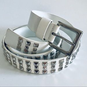 White Studded Belt | VINTAGE 90s